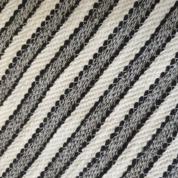 Ann Taylor LOFT Chevron Striped Black and White Short Skirt Medium - Picture 7 of 9